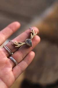 Image 5 of Collana Palco di Cervo -adularia grigia-