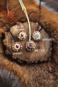 Image 2 of Collana Rosone di Capriolo II