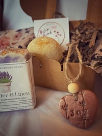 Image 2 of Mini Gift Box