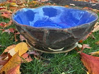 Image 2 of Large bowl (dark blue)