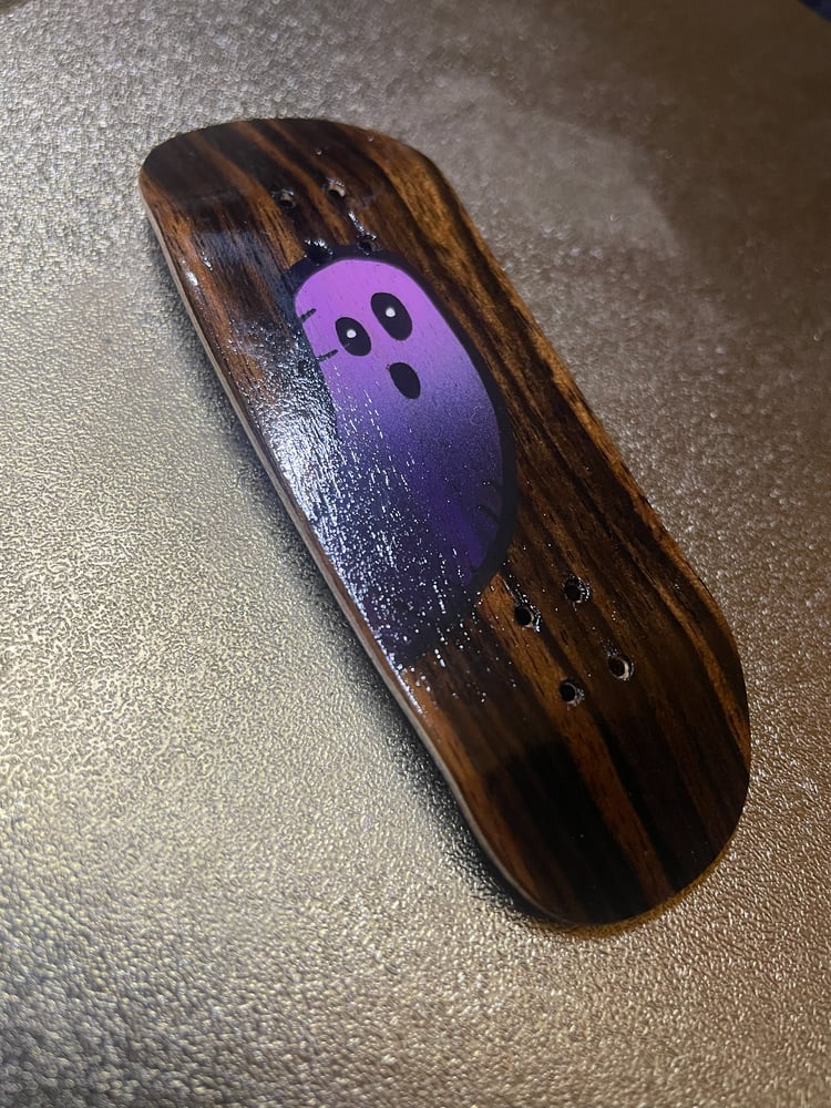 Image of New Mold - Airbrushed Family Worm Purple Fade (1 of 1)