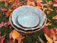 Image 3 of Medium bowl (teal)