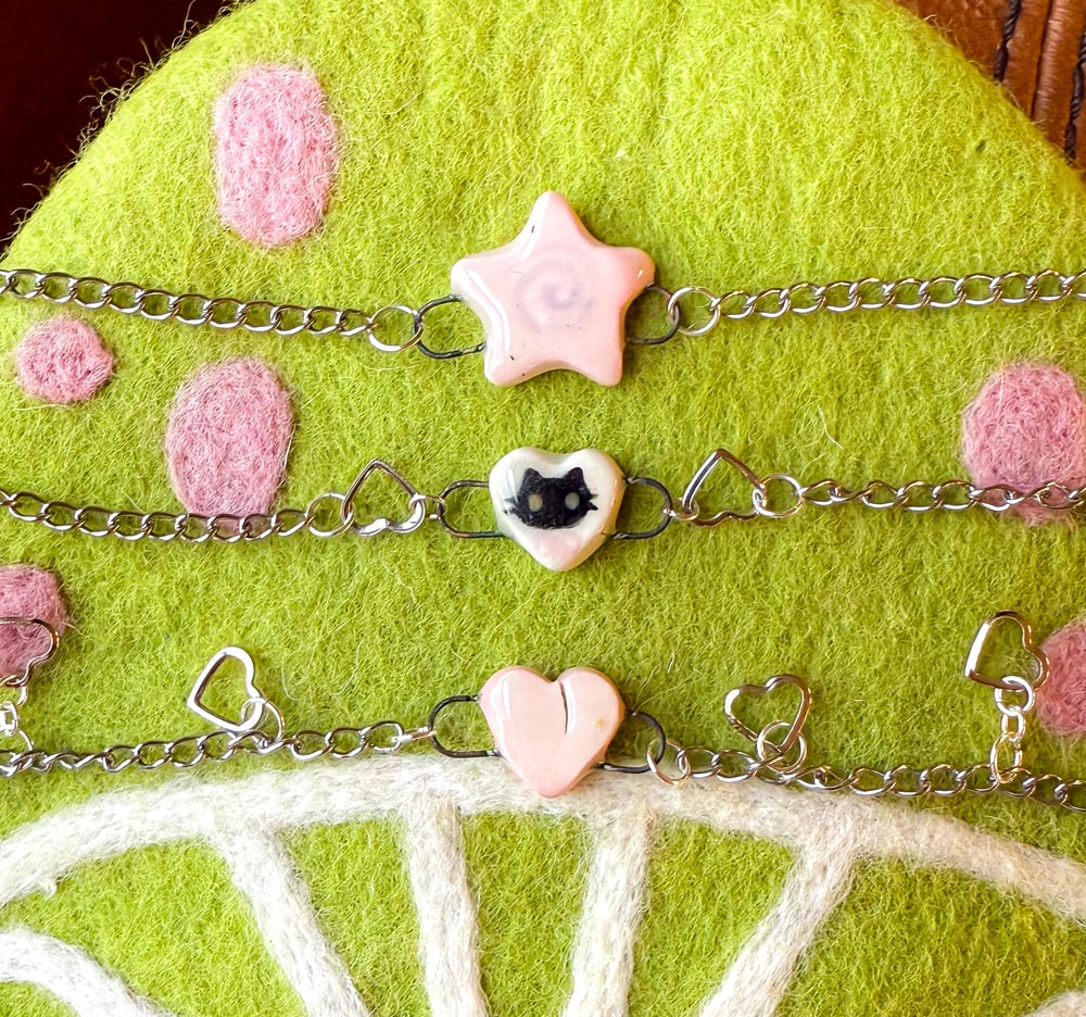 image of single charm bracelet