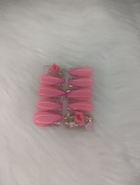 Image 2 of Kiss kiss Nailz 