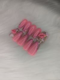 Image 1 of Kiss kiss Nailz 