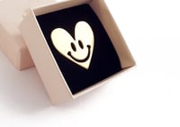 Image 5 of Pin's Smiley coeur