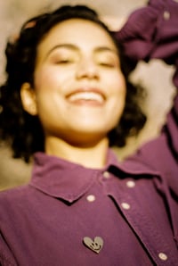 Image 4 of Pin's Smiley coeur