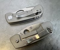 Image 3 of 2 Leafstorms: Spyderco Leafstorm + Leafstorm 824