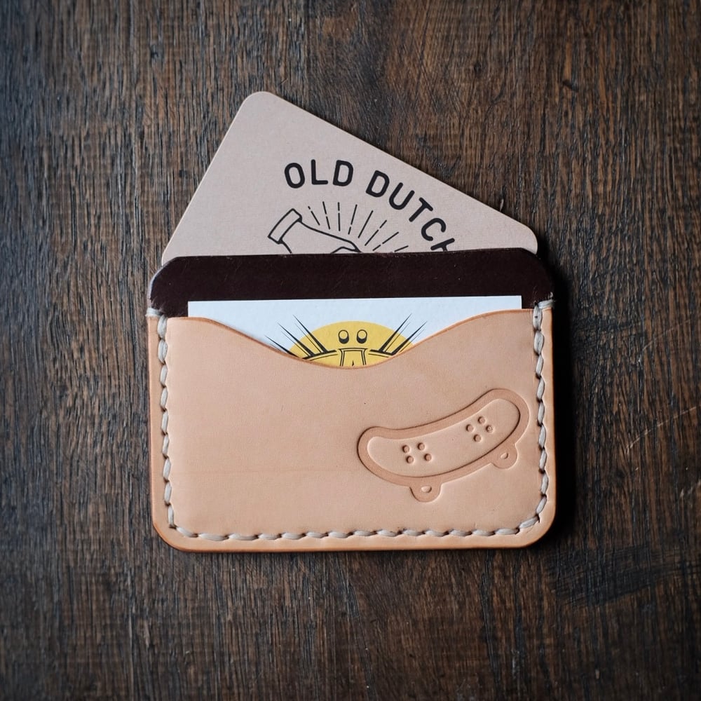 Image of Bläck Tattoo X Old Dutch Leatherworks - Hubba Wallet (natural/dark brown)