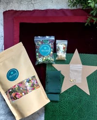 Image 2 of RED & GREEN TOP-UP KIT For Embellished Star Ornament 