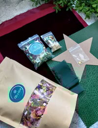 Image 4 of RED & GREEN TOP-UP KIT For Embellished Star Ornament 