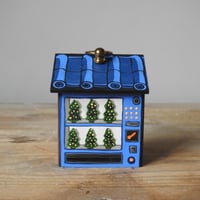 Image 2 of vending machine ornament (blue/ trees)