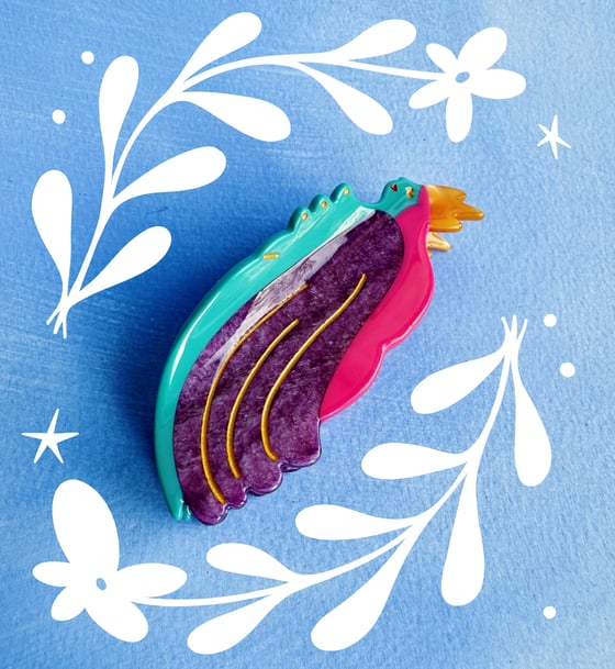 Image of Harpy Hair Claw 🦅