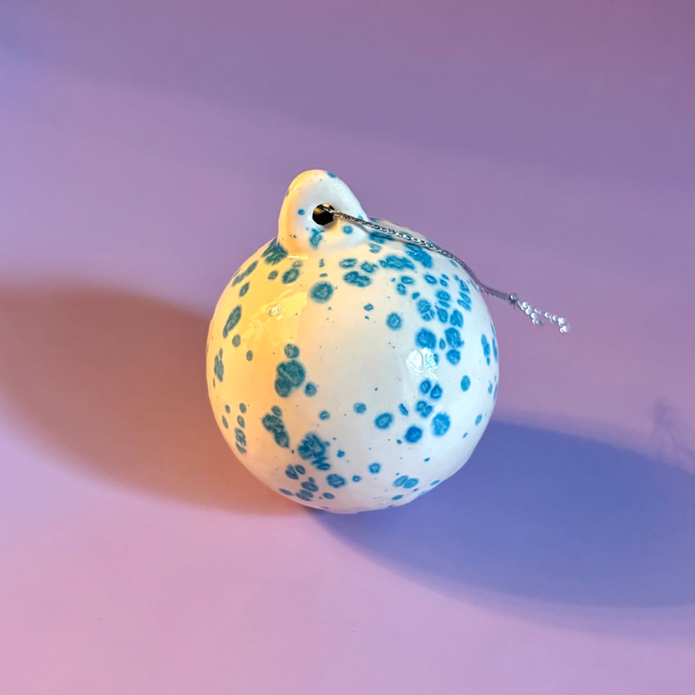 Image of Morning Frost Glaze Bauble