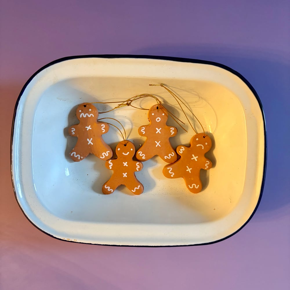 Image of x4 Emotional Terracotta Gingerbread