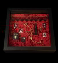 Image 2 of Vampire Moodboard mit echter Fledermaus - 20x20cm