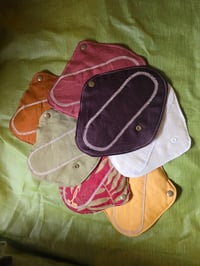 Image 5 of Linen Pantyliners with Hidden Waterproof Layer- 7