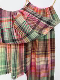 Image 4 of Aval Gwlanek (Peach)