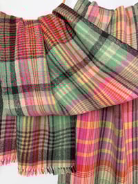 Image 5 of Aval Gwlanek (Peach)