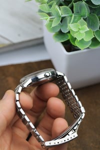 Image 5 of 1968 Omega Seamaster Genève  165.002 - Rare Double Signed - All Original - Automatic Cal. 552