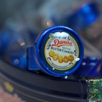 Image 3 of Cookie Tin Pin & Hairclip