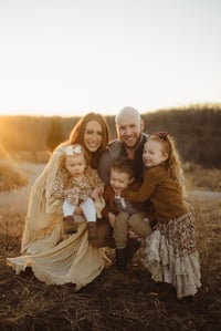 Black Friday $150 off Stories Session