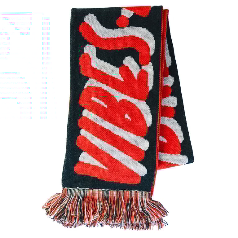 VIBES AND VIBRATIONS - Traditional Knitted Scraf