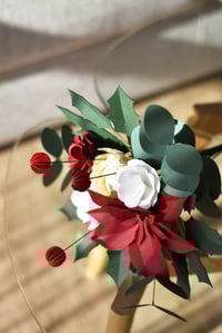 Image 4 of THE CHRISTMAS BOUQUET