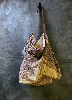 Image of carpet bag - no. 01