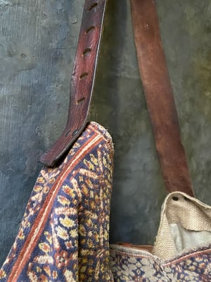 Image of carpet bag - no. 01