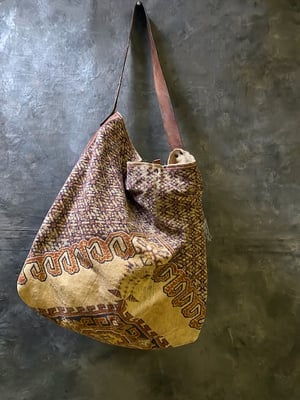 Image of carpet bag - no. 01