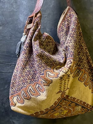 Image of carpet bag - no. 01