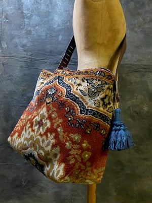 Image of carpet bag - no. 02