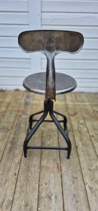 Image 2 of Chaise d'atelier Nicolle dite "à queue de baleine"