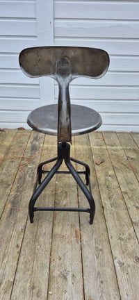 Image 3 of Chaise d'atelier Nicolle dite "à queue de baleine"