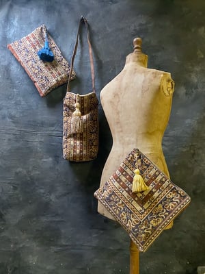 Image of carpet pouch - no. 03