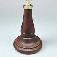 Image 8 of Coquillage Triton sur socle en bois Napoléon III -  Charonia Lampas - Cabinet de curiosités 