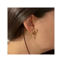 Image 3 of Twist Parure