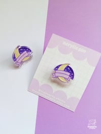 Image 1 of Spilla in acrilico Luna