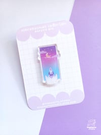 Image 1 of Spilla in acrilico Ad Astra per Aspera