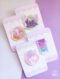 Image 3 of Spilla in acrilico Love Yourself