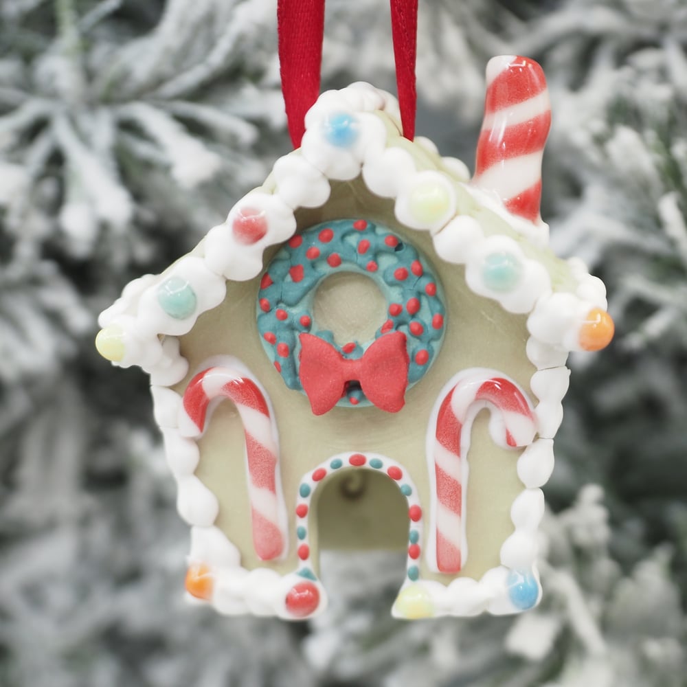 Image of Gingerbread House Ornament 001