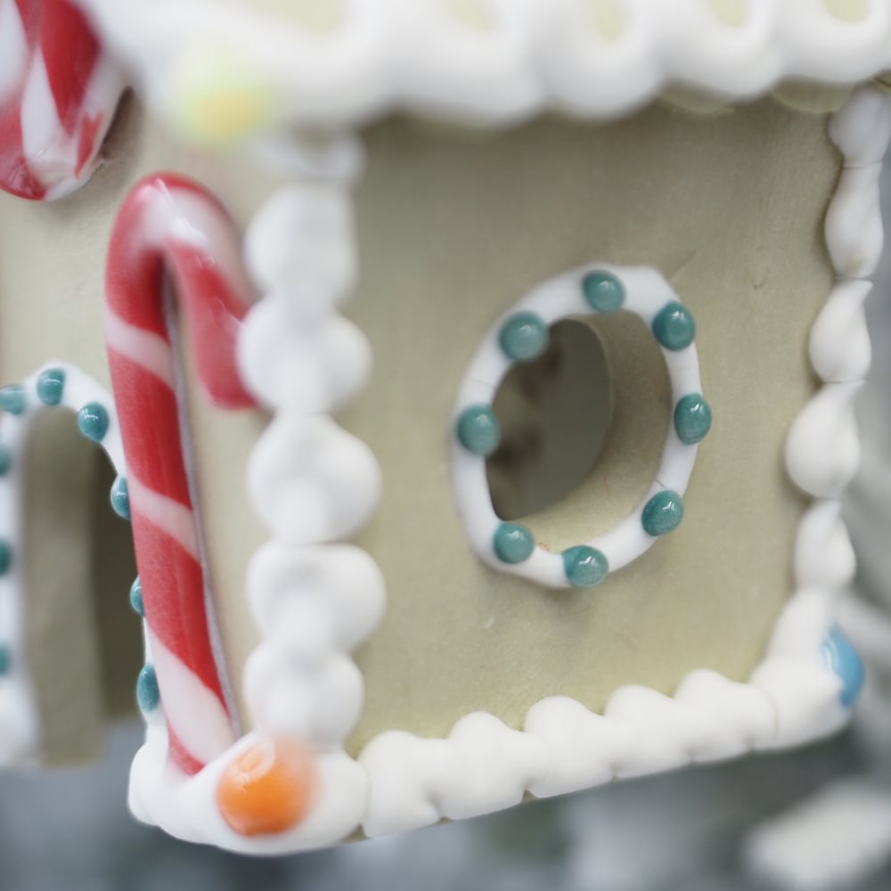 Image of Gingerbread House Ornament 004