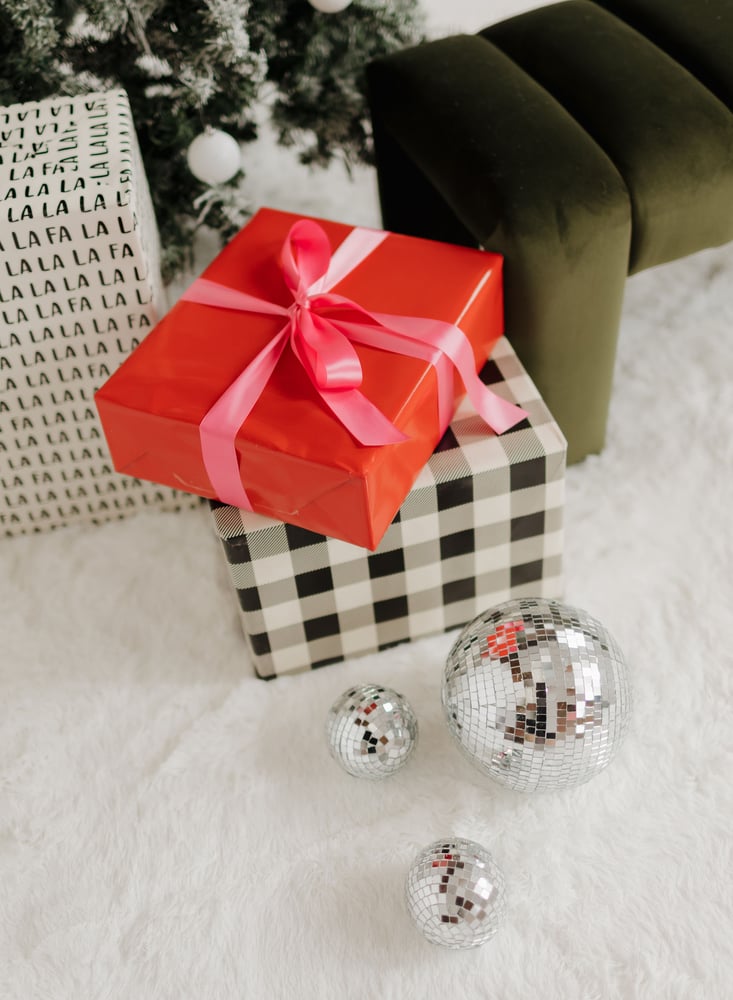 Image of Studio Christmas Mini