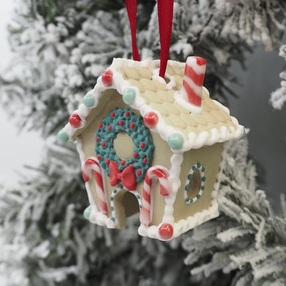 Image of Gingerbread House 008