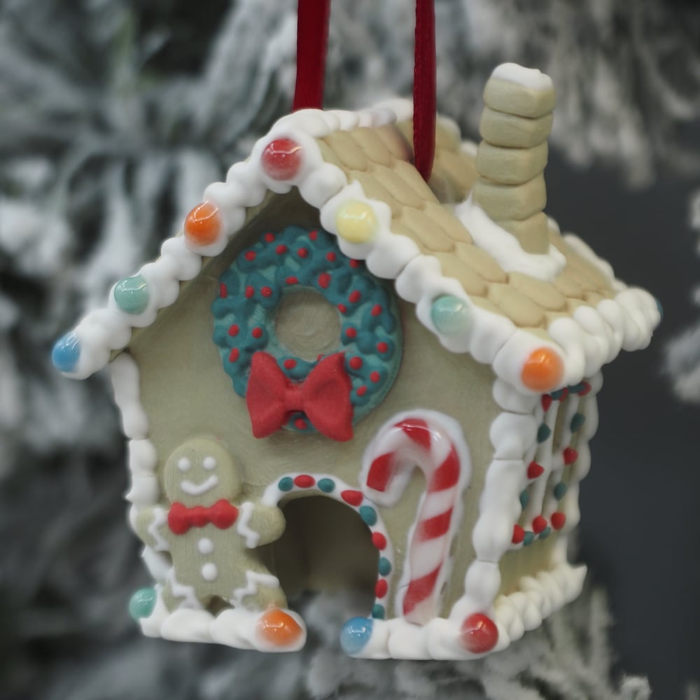 Image of Gingerbread House 014