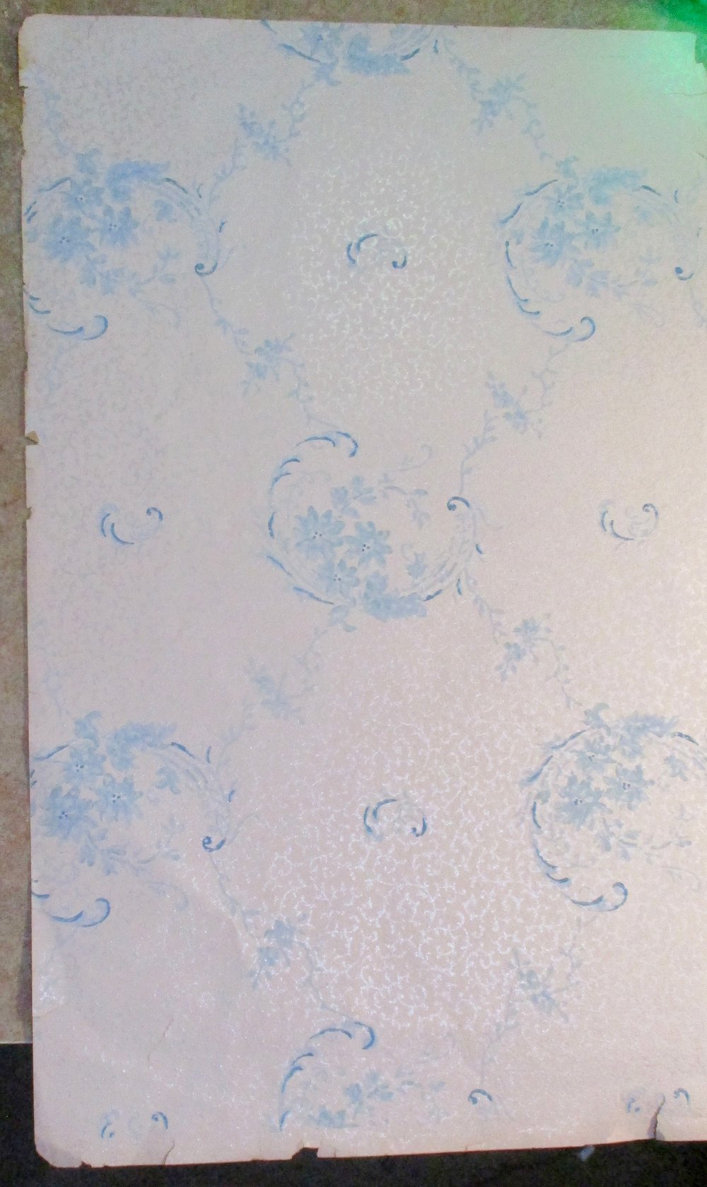 #101-CIVIL WAR SALE: UNIQUE & RARE 'WALLPAPER' NEWSPAPER, VICKSBURG, JULY 2, 1863