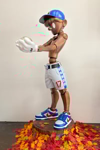 Image 3 of MR. SEVENT33N 64 inch