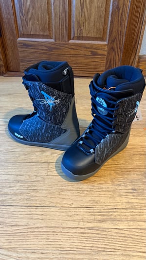 Image of Lashed Zeb Powell 32 - Size 11