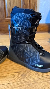 Image 7 of Lashed Zeb Powell 32 - Size 11